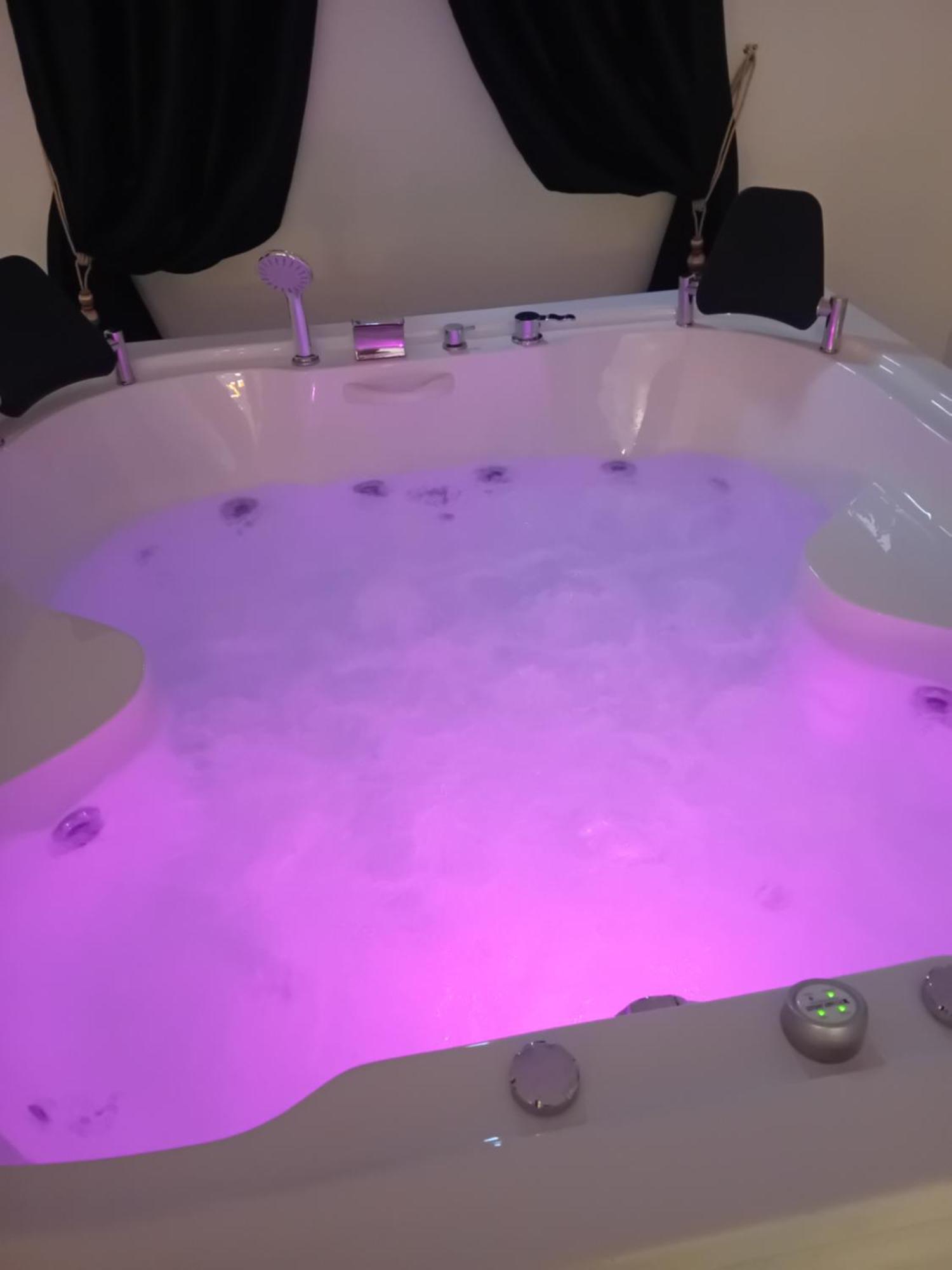 Meteora Grande Luxury Suite & Spa Villa カランバカ エクステリア 写真